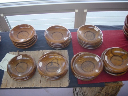 今井挽物工芸社の茶卓
